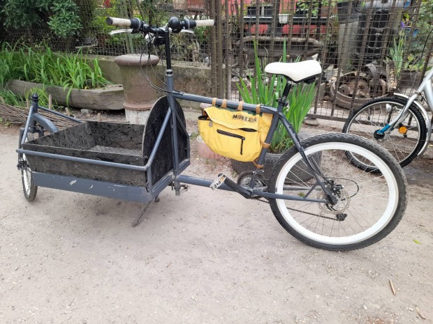 Cargo teherhord kerkpr bicikli