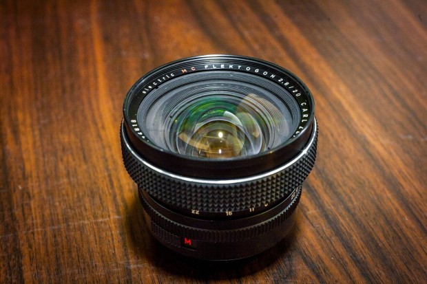 Carl Zeiss Jena Flektogon 20mm f2.8 MC