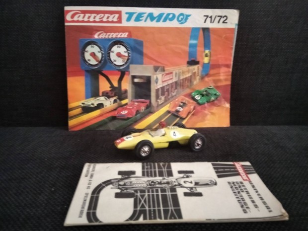 Carrera tempo 71/72 versenyaut prospektussal,lerssal