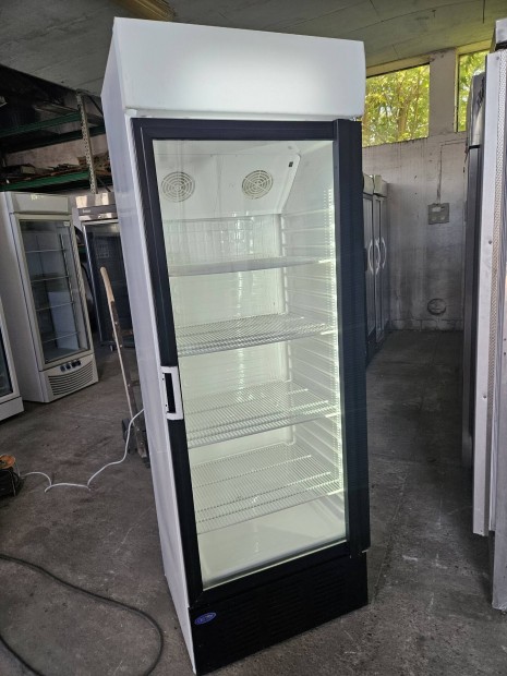 Carrier Vitrines Italhűtő