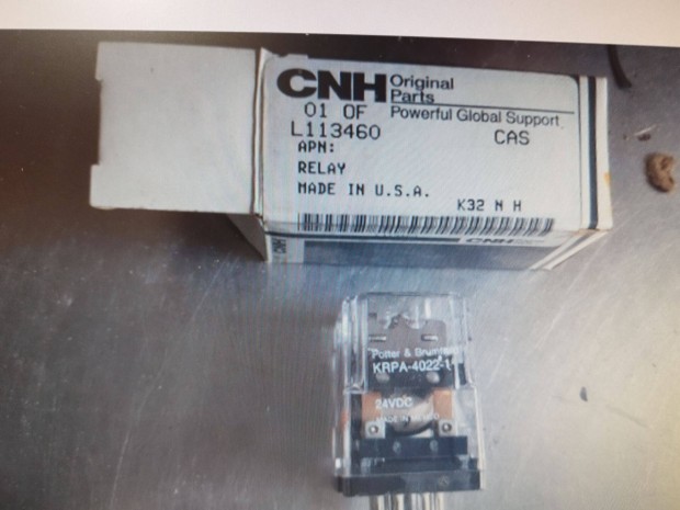 Case 24 V relé Krpa-4022-1, L113460