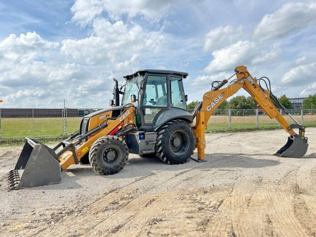 Case 851FX Plus 4WD / 5 zemra / Lzing 20%-tl