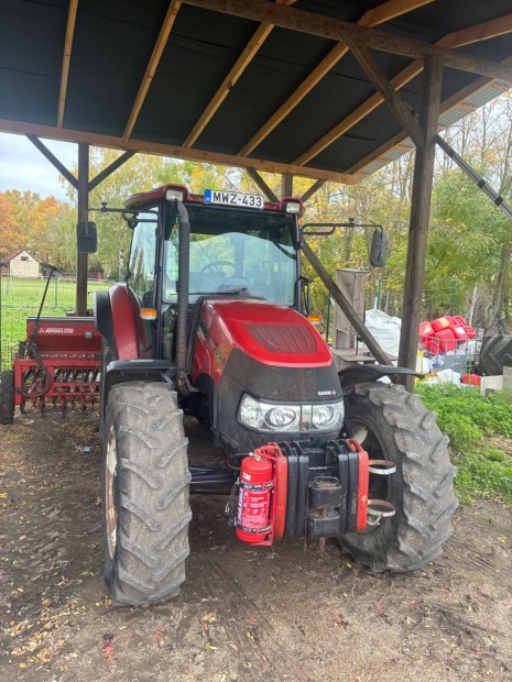 Case ih farmall 105 A