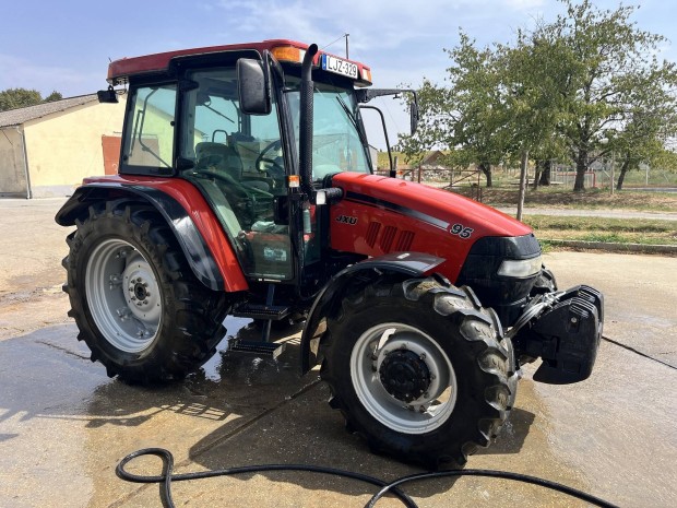 Case ih jxu 