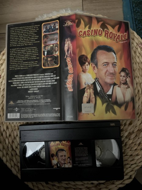 Casino royale vhs