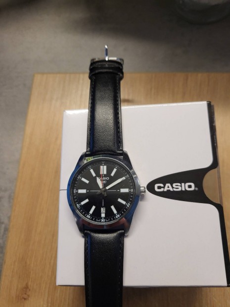 Casio Collection MTP-VD002 karra