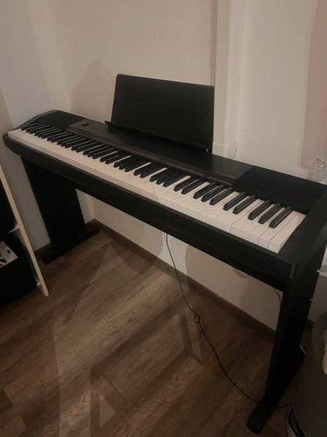 Casio Digitlis zongora + llvny