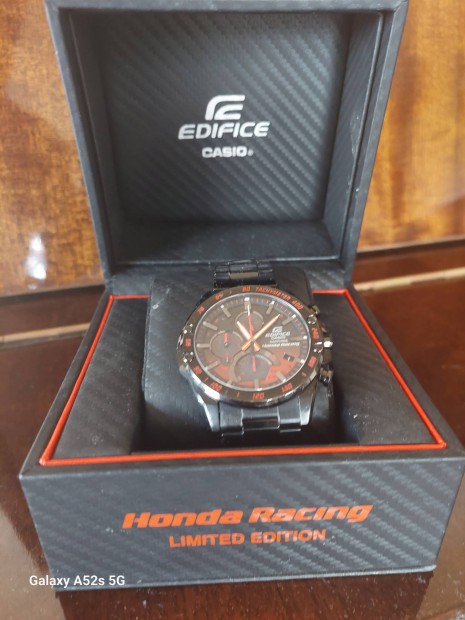 Casio Edifice honda racing limited edition E QB-1000