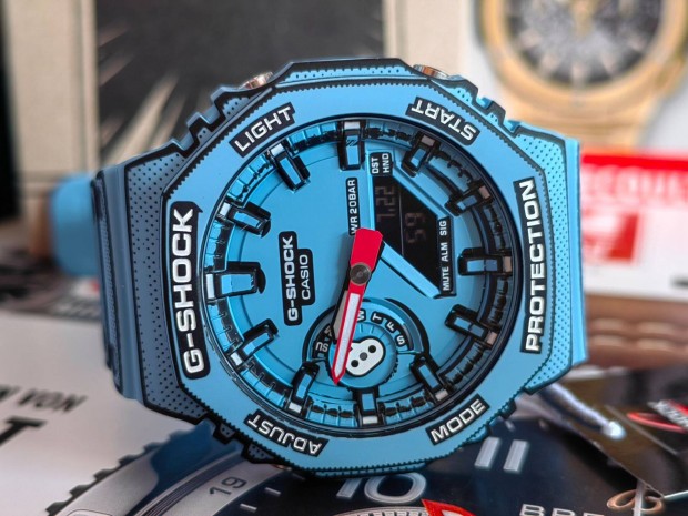 Casio G-Shock GA-2100MNG-2A (Manga Limited Edition) j