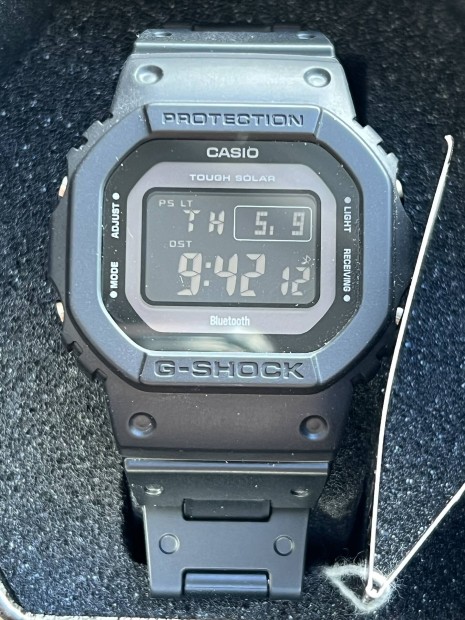 Casio G-Shock GW-B5600BC-1BER (Bluetooth, Solar, Rdivezrelt)