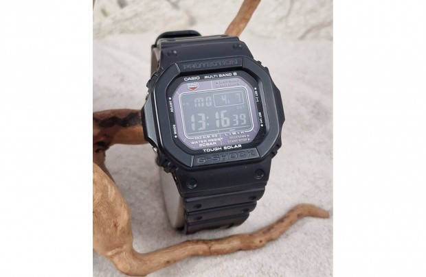 Casio G-Shock 'GW-M5610', solar, Wave Ceptor, számla és garancia