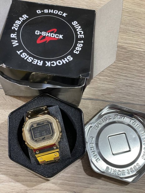 Casio Ghock arany