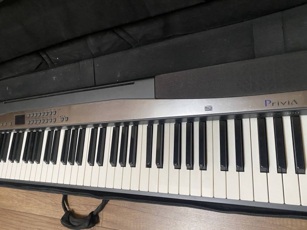 Casio Privia PX300 digitlis zongora