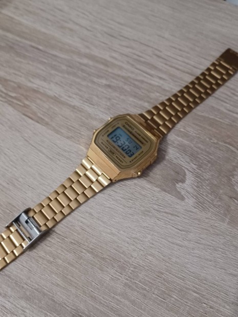 Casio Vintage unisex arany ra