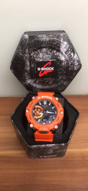 Casio g-shock 2200m-4a karra 