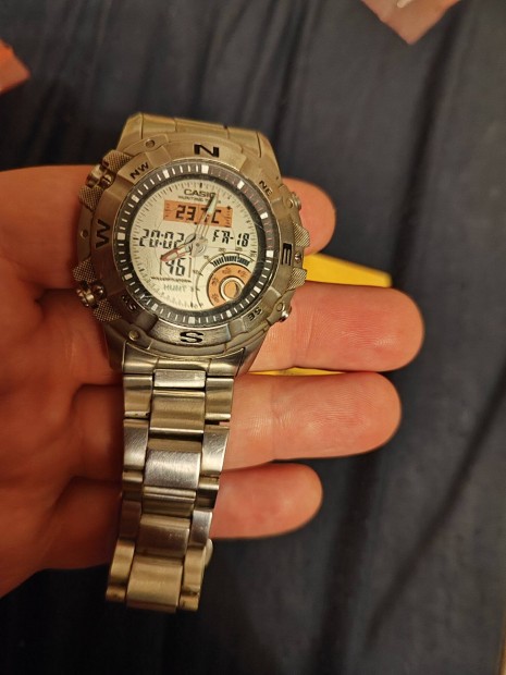 Casio holdfázisos, vadász halász óra, férfi karóra, használati utasítá