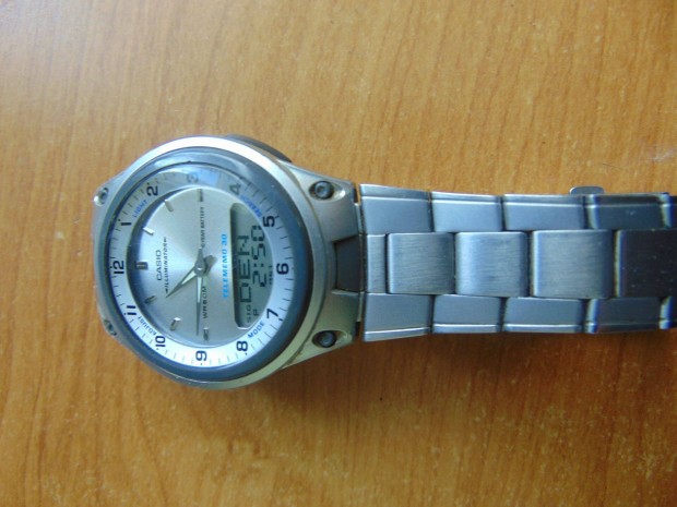 Casio illuminator kvarc szerkezetes frfi karra