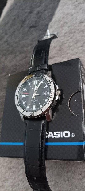 Casio megkmlt karra 