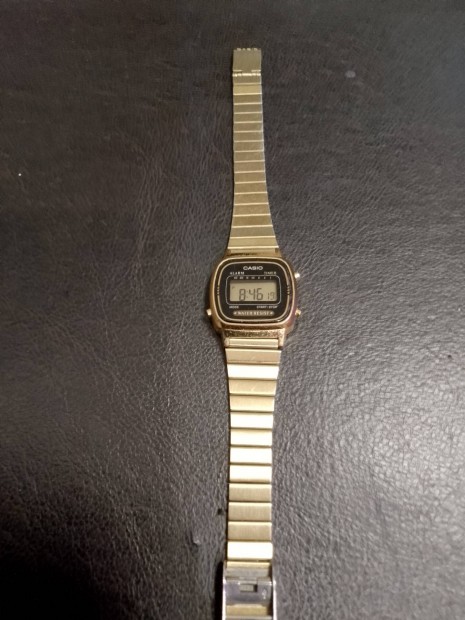 Casio ni ra