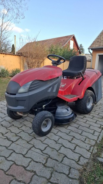 Castelgarden Honda fnyr traktor