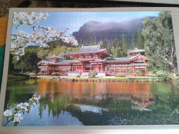 Castorland 1000 db-os puzzle - A rgi Byodoin Templom msa