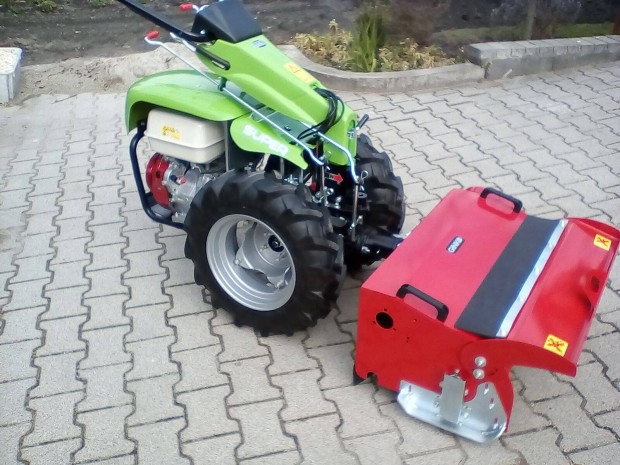 Castoro Super Honda Mulcher professzionlis multifunkcionlis mulcsoz