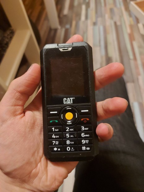 Cat b30 telefon elad