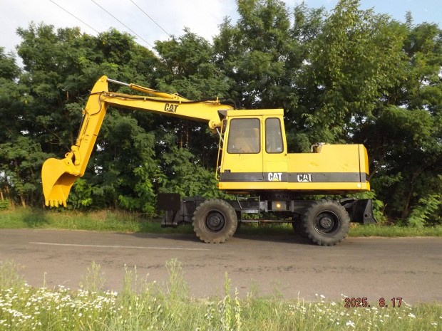 Caterpillar 212 B Ft Rendszmos, Mszakis