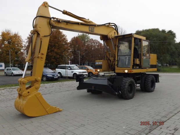Caterpillar 212 B Ft Rendszámos !!!