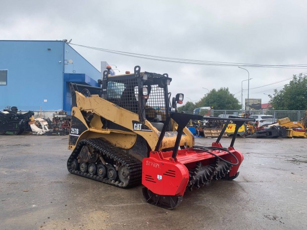 Caterpillar 257B minirakod+Giyi 1.80 szrzz-mulcsoz