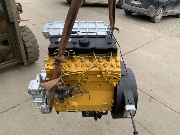 Caterpillar 3054 4 hengeres motor