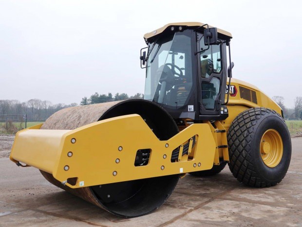 Caterpillar CS12 GC / 2 üzemóra / Lízing 20%-tól