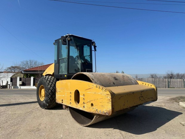 Caterpillar CS-663E �thenger