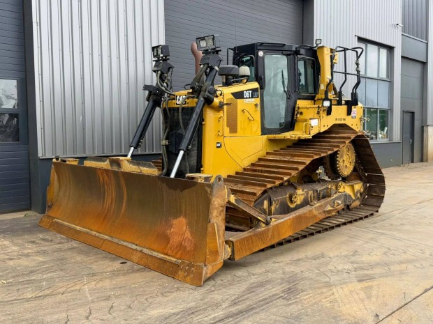 Caterpillar D6T Lgp / 14029 zemra / Lzing 20%-tl