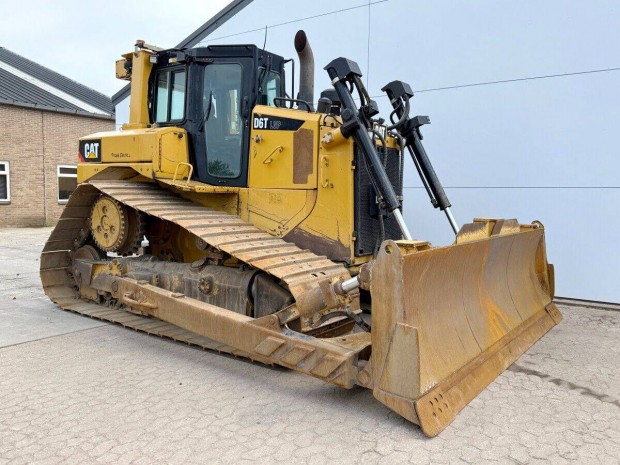 Caterpillar D6T Lgp / Üzemóra: 10 895 / Lízing 20%-tól
