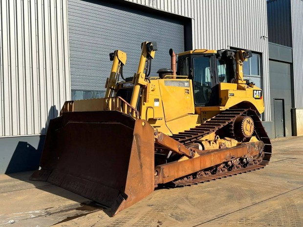 Caterpillar D8T/ EPA/ 7220 üzemóra / Lízing 20%-tól
