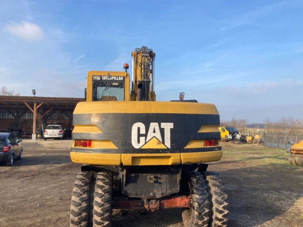 Caterpillar M315