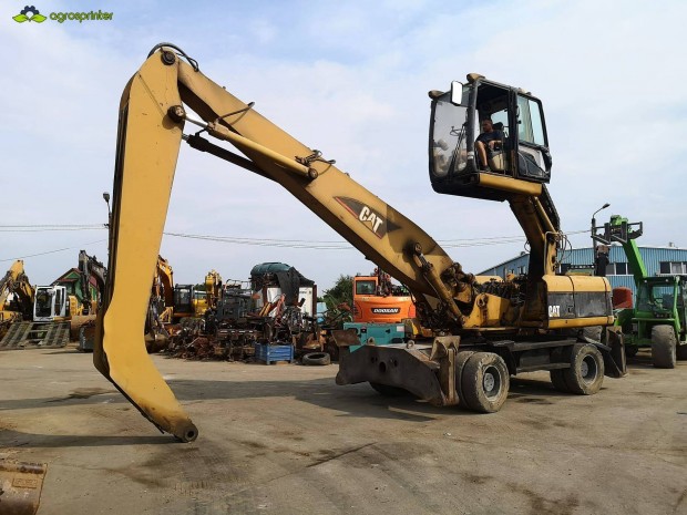 Caterpillar M322C MH emelhető fülkés forgó-rakodó gép