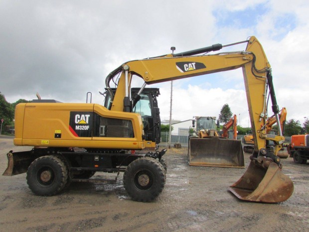 Caterpillar M 320 F/ 6.931 üzemóra / Lízing 20%-tól