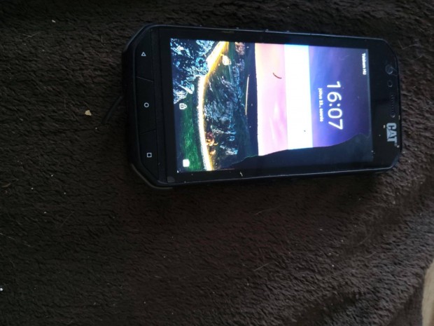 Caterpillar S31 Dual Mobiltelefon eladó. kijelzö hibával