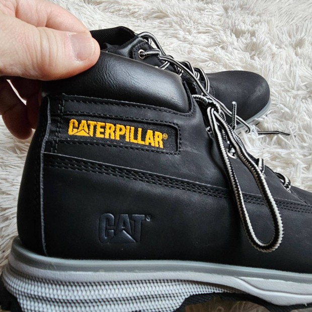 Caterpillar gyerek bakancs új cimkés 38-as méret eredeti