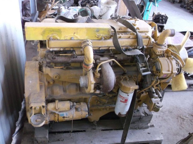 Caterpillar motor elad