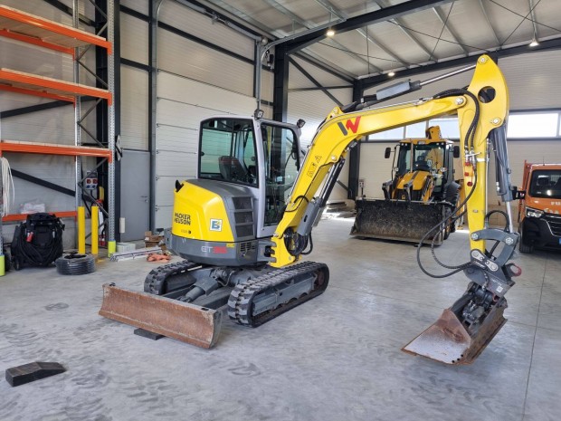 Caterpillar,wacker Neuson Et 35