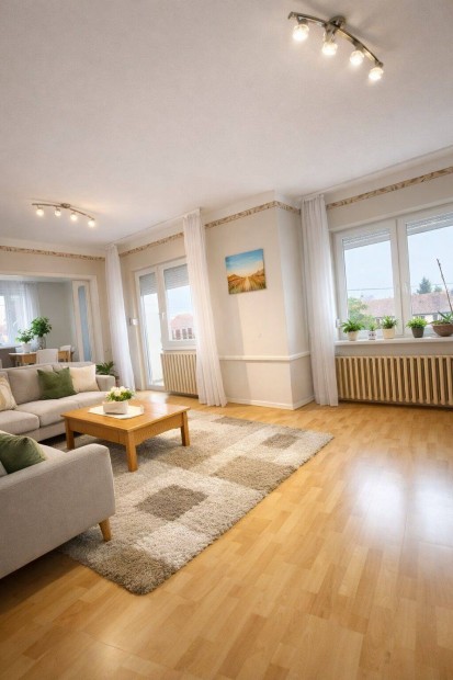 Cegl�den belv�rosi lehet�s�g otthon + v�llalkoz�s egy helyen