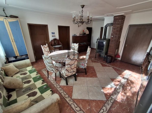 Cegl�di 119 nm-es h�z elad�