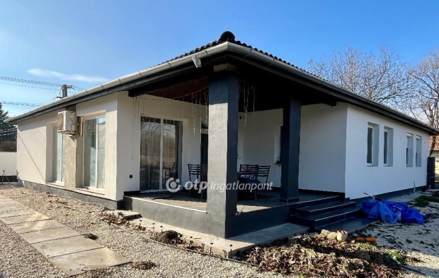 Cegl�di 187 nm-es h�z elad�