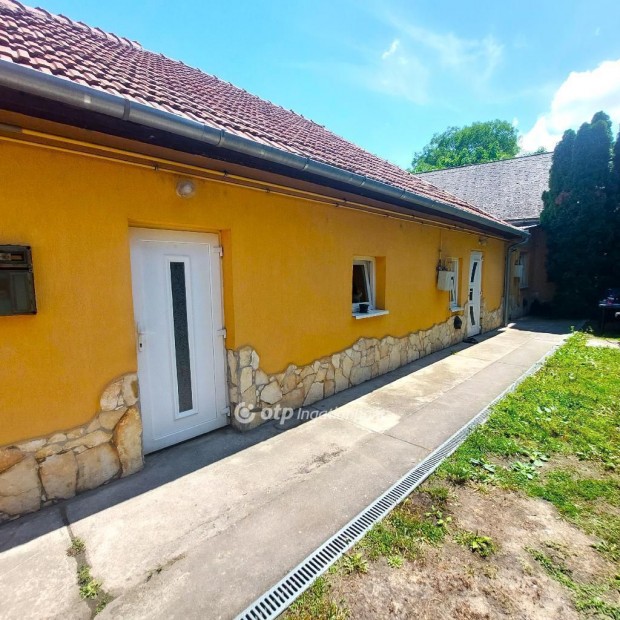 Cegl�di 78 nm-es h�z elad�