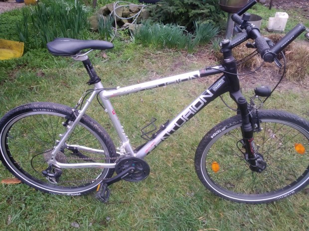 Centurion agydinamós 26 profi alu mtb kerékpár