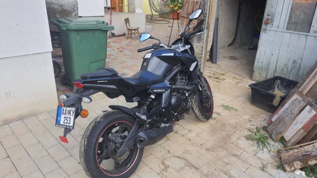 Cfmoto 650i motorkerékpár