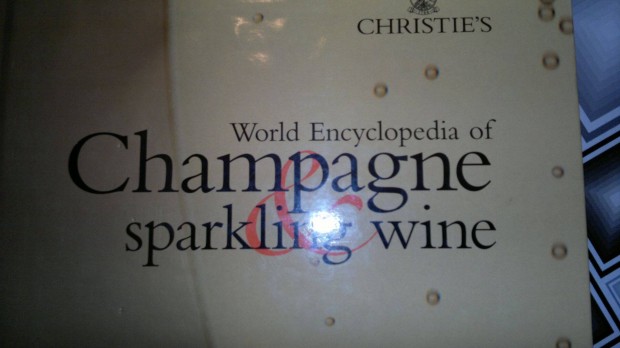 Champagne Sparkling Wine: Pezsggyrts :j